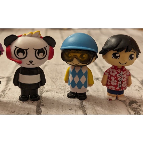 Ryans World Toy Figure Bundle - Picture 5 of 12